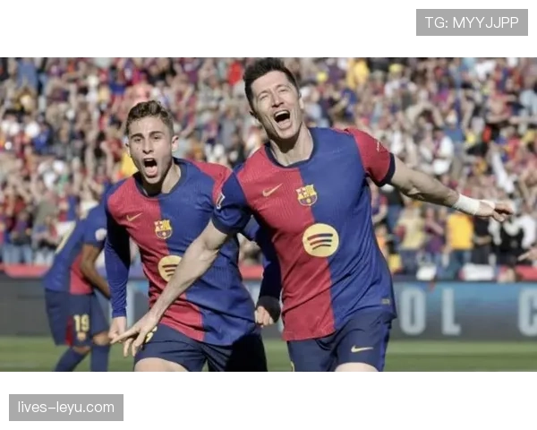 莱万多夫斯基百球里程碑助力巴萨稳步提升竞争力 莱万多夫斯基百球里程碑助力巴萨稳步提升竞争力