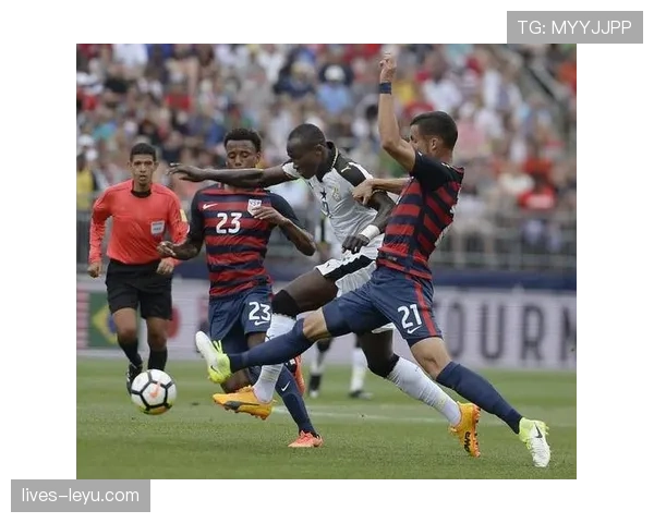 南安普顿边路进攻崭露头角,战术调整助力球队状态持续回升 南安普顿边路进攻崭露头角,战术调整助力球队状态持续回升