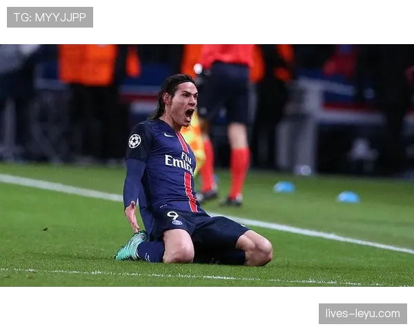 卡瓦尼巴黎岁月闪耀：稳健表现铸就辉煌成就与深远影响