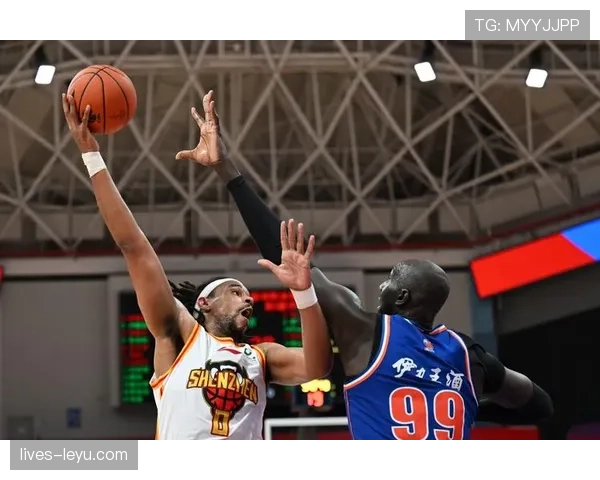 奥彭达伤病恢复进展顺利,近期状态稳步回升 奥彭达伤病恢复进展顺利,近期状态稳步回升