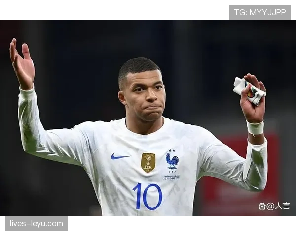 姆巴佩速度型前锋的战术角色解析 姆巴佩速度型前锋的战术角色解析